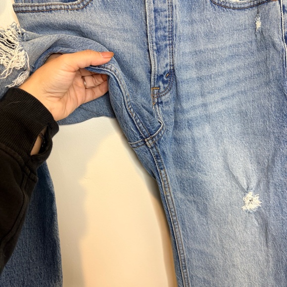 Abercrombie & Fitch The Dad High Rise Distressed Button Fly Jeans - Picture 3 of 7